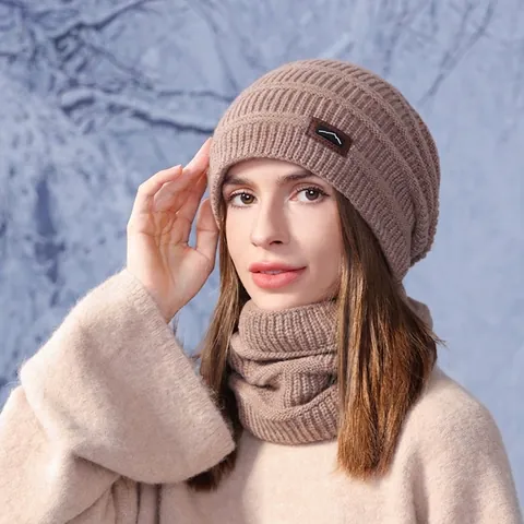Berretto E Sciarpa Invernali In Maglia Acrilica Foderati In Pile Termico Antivento Sport All'Aperto Toppa In Pelle Uomo Donna
