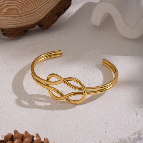Brazalete Abierto Con Nudo Bañado En Oro De 18K Acero Inoxidable Minimalista Geométrico Ajustable Hipoalergénico Joyas Mujer