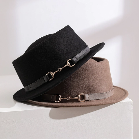 Vintage Australian Wool Felt Fedora Hat Flat Brim Boater Gold Metal Horsebit Decorative Band Autumn Winter Women