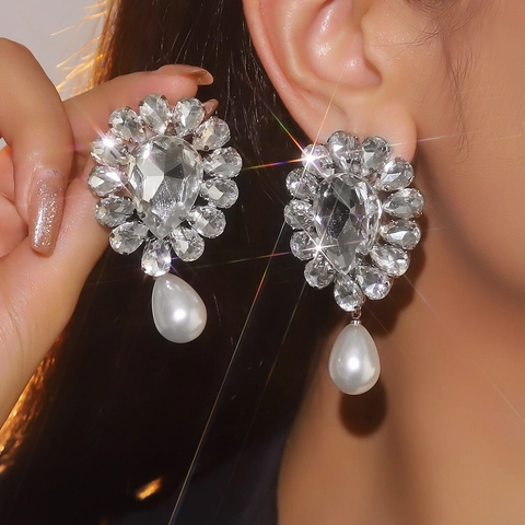 Luxurious Alloy Rhinestone Drop Earrings For Women Elegant Artificial Pearl Pendant Earrings For Wedding Banquet Jewelry