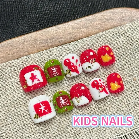 Handmade Kids Press On Nails Chinese Style Festive Red Gold Foil Good Luck Pattern For Children Non-toxic Decorative