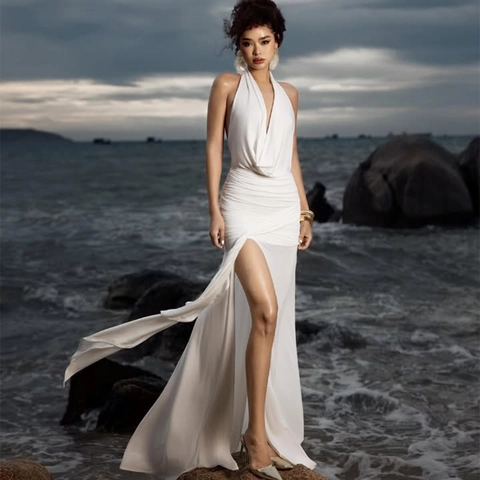 Halter Cowl Neck Maxi Jurk Geplooid Hoge Split Rugloos Elegant Sexy Wit Polyester Voor Dames