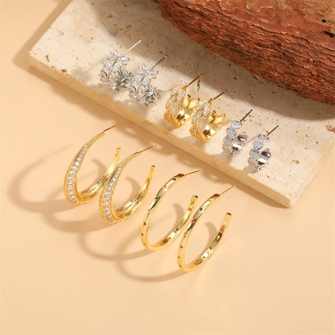 C-Shaped Leaf Heart Flower Zirconia Hoop Earrings For Women Copper Gold Plated Geometric Micro Inlaid Stud Earrings Fashion Jewelry