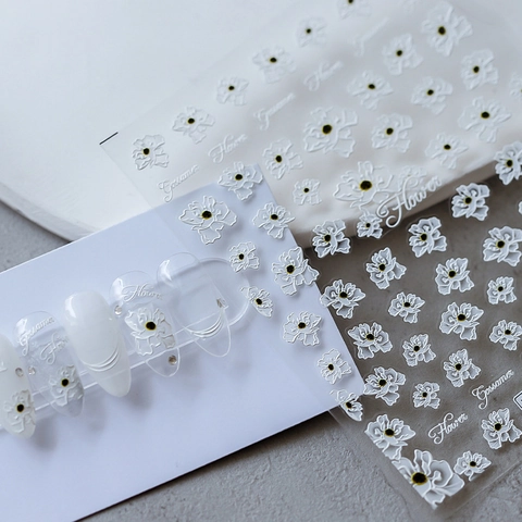 Stickers Ongles Relief Motifs Fleurs Blanches Autocollants Décoration Manucure Style Élégant Gossamer
