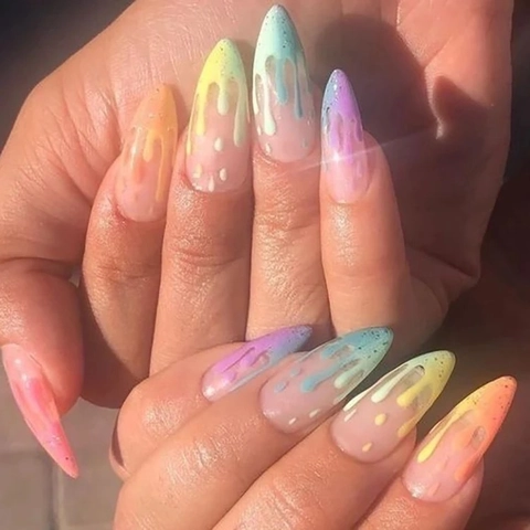 Lange Stiletto Kunstnagels Regenboog Gradiënt Drip Effect Glanzende Kleurrijke Kunstmatige Vingernagels Voor Dames