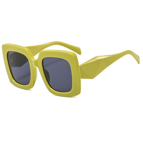 Oversized Square Sunglasses For Women Retro Fashion Geometric Temple UV400 Protection PC Frame AC Lens Shades
