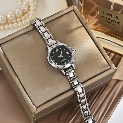 Damen Quarz Uhr Kleines Rundes Zifferblatt Elegant Vintage Minimalistisch Luxus Legierung Metall Gliederarmband Armbanduhr