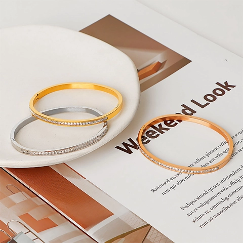Stainless Steel Half Circle Rhinestone Bangle For Women Rose Gold Gold Silver Minimalist Elegant Oval Hinged Bracelet Jewelry