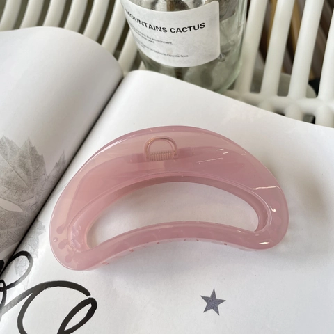 Large Hair Claw Clip Plastic Resin Semi Circle Crescent Shape Thickened Shark Clip Hair Styling Accessories For Women