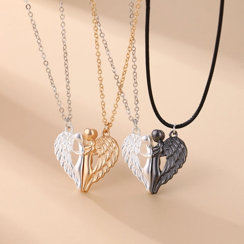 Collar De Pareja Alas De Ángel Abrazo Colgante Corazón Magnético Joyas De Aleación Para Enamorados Regalo San Valentín