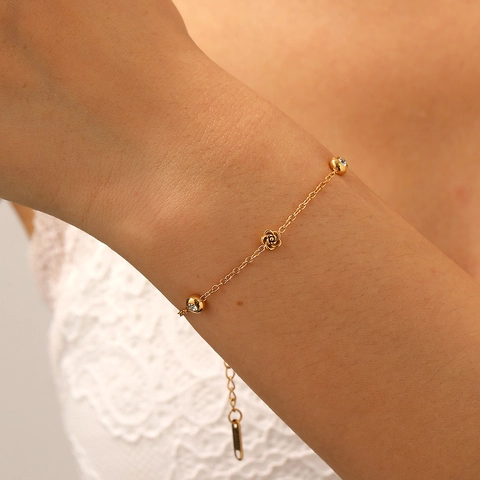 Bracciale Fiore Di Rosa Placcato Oro 18K Acciaio Inossidabile Elegante Zircone Rosa Chiaro Catena Regolabile Per Donna