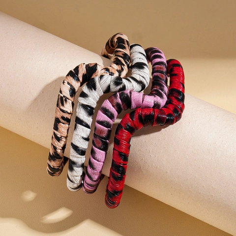 Retro Luipaardprint Leren Open Armring Onregelmatige Geometrische Golfpatroon Manchet Armband Mode Sieraden