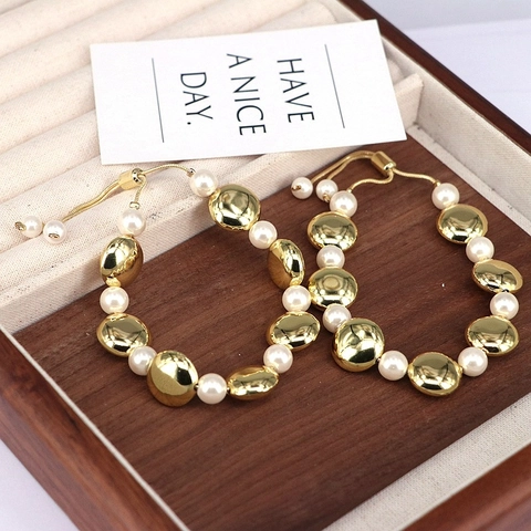 Elegant Shell Artificial Pearl Gold Plated Copper Bracelet Adjustable Slider For Women Vintage Minimalist Round Flat Beads