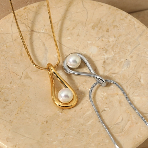 Waterdrop Pendant Necklace Stainless Steel Round Artificial Pearl Minimalist Snake Chain Elegant Jewelry For Women Fashion Accessory
