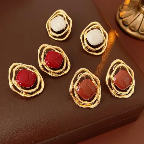 Vintage Alloy Earrings With Silver Earring Post Irregular Gold Geometric Frame Square Resin Inlay French Retro Style Jewelry For Women