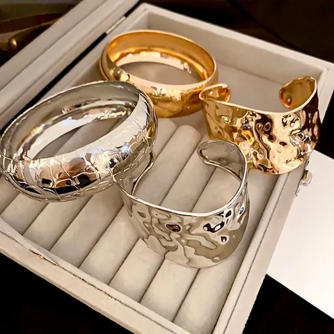 Hammerschlag Metall Breit Manschettenarmband Krokodil Muster Minimalistisch Punk Armreif Schmuck Für Damen