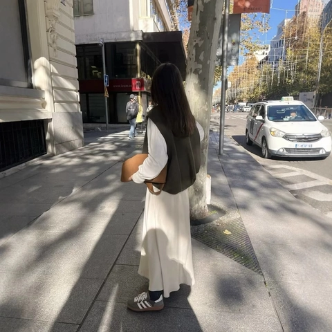 Women Sleeveless Vest Jacket Loose Fit Zipper Up Waistcoat With Large Pockets Casual Solid Color Outerwear