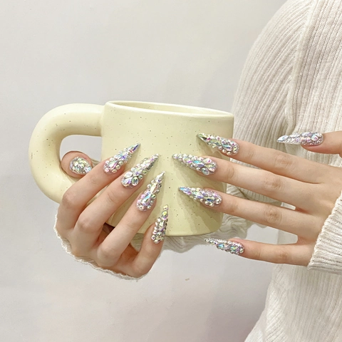 Unghie Finte Lunghe Stiletto Fatte A Mano Lusso Strass AB Iridescente Scintillante Unghie Rifinite Per Donna