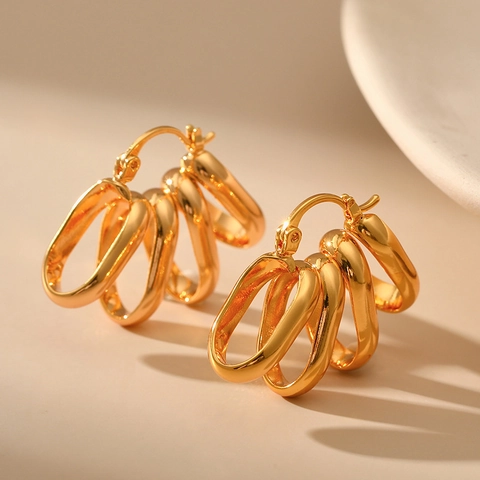 Pendientes de Aro Ovalados Entrelazados de Cobre Chapados en Oro 18K Minimalistas para Mujer Joyería de Oreja Geométrica Multicapa Lujo