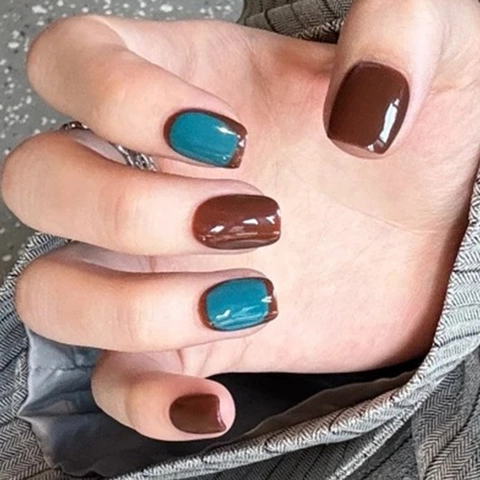 Short Square Press On Nails Dark Coffee Lake Blue Color Blocking Marble Luxury Glossy False Nails For Women