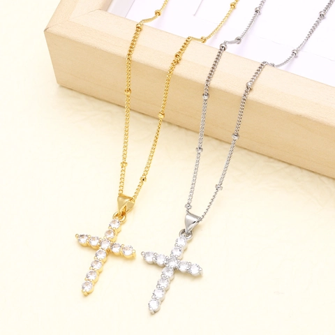 Collar de Colgante de Cruz de Cobre Simple para Mujer con Circonia Incrustada Galvanizado Oro Plata Joyería de Moda Cadena de Clavícula