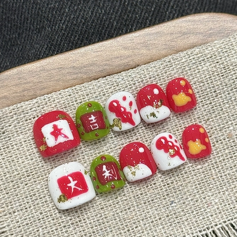 Handmade Kids Press On Nails Chinese Style Festive Red Gold Foil Good Luck Pattern For Children Non-toxic Decorative