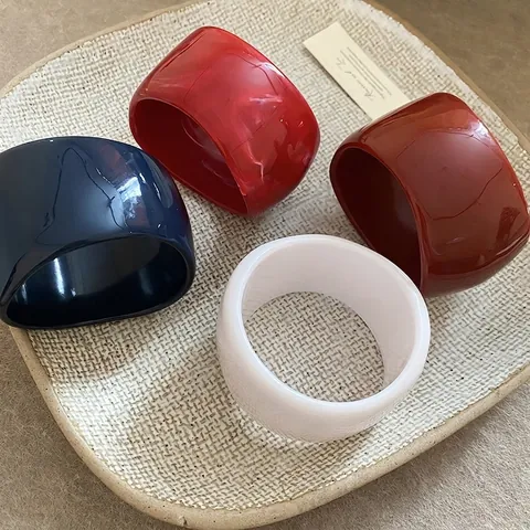 Unregelmäßiger Harz Breiter Armreif Retro Klobig Hochglanz Minimalistischer Schicker Handschmuck Für Damen