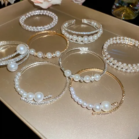 Brazalete Abierto Elegante De Varias Capas Con Perlas Artificiales De Imitación Y Diamantes De Imitación Joyas De Lujo Para Mujer