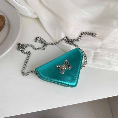 Borsa a Tracolla Mini Triangolo in Pelle PU Metallica da Donna Con Decorazione a Fiocco a Farfalla Moda Street Trend Portamonete