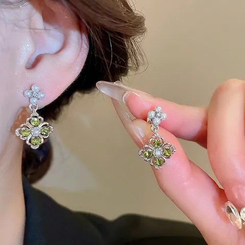 Clover Flower Dangle Earrings With 925 Sterling Silver Earring Post Green Zircon Faux Artificial Pearl Elegant Vintage Women Jewelry