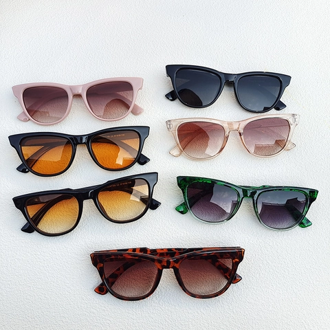 Fashion Square Sunglasses UV400 Protection PC Lenses Resin Frame For Outdoor Driving Travel Chic Sunshade Eyewear