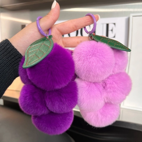 Porte-Clés Raisin Fausse Fourrure De Lapin Doux Pompon Forme Fruit Charme Sac Accessoire Voiture Mignon