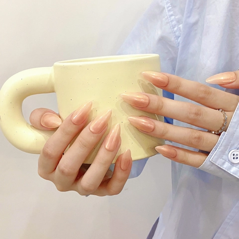 Handmade Phototherapy Press On Nails Nude Pink Shimmer Almond Shape Reusable Fake Nails For Women Daily Manicure Decorative