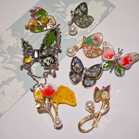 Spilla Fiore Farfalla Lega Resina Fiori Essiccati Esemplare Con Perla Artificial Strass Gioielli Eleganti Spilla Da Petto
