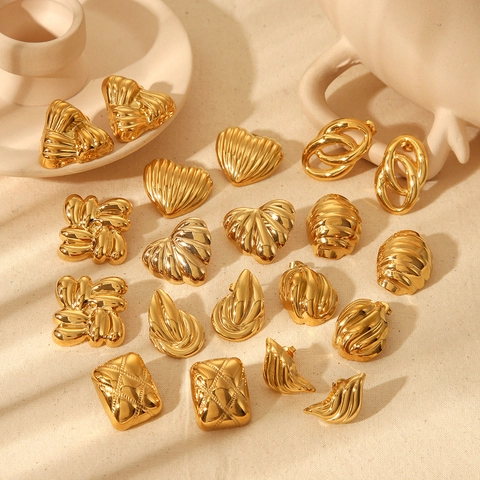 Vintage Geometric Stainless Steel Stud Earrings For Women Heart Croissant Shape Gold Silver Tone Minimalist Ear Jewelry