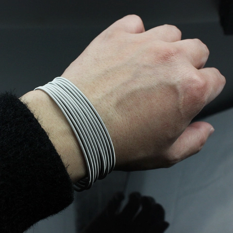 Minimalist 304 Stainless Steel Spiral Wire Bangle Multi Layer Expandable Spring Bracelet For Women Men