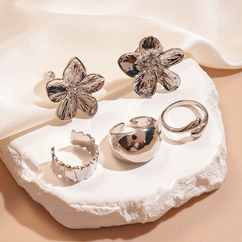 Flower Irregular Geometric Open Adjustable Alloy Rings Silver Color For Women Minimalist Luxury Aesthetic Accessories