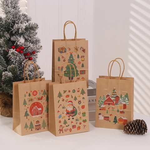 Weihnachts Geschenktüten Kraftpapiertaschen Mit Gedrehten Griffen Feiertagsfeiern Souvenirverpackung Cartoon Motive