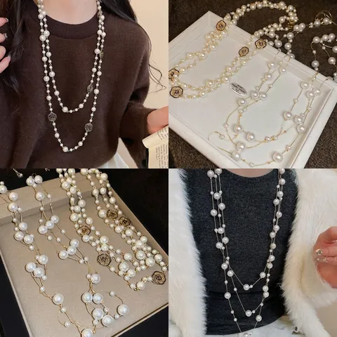 Elegante Mehrlagige Lange Künstliche Perlenkette Goldlegierungskette Emaille Blumenanhänger Retro Pullover Zubehör Für Damen