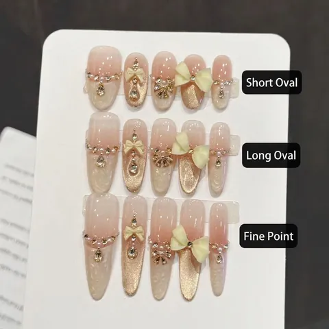 Unghie Finte Mandorla Sfumato Rosa Nude Fiocco 3D Strass Effetto Occhio Di Gatto Fatte A Mano Riutilizzabili Eleganti