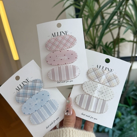 Zoete Acryl Haarclips Golvende Rand Ruitjes Patroon Hart Patroon Koreaanse Stijl Zijclips Voor Meisjes Vrouwen
