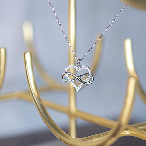 925 Sterling Silver Infinity Heart Pendant Necklace Zirconia Inlaid Romantic Fashion Accessories Jewelry Gift For Women