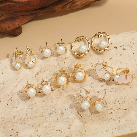 Vintage French Heart Leaf Fish Tail Stud Earrings Copper Artificial Pearl Rhinestone Shell Jewelry For Women Fashion