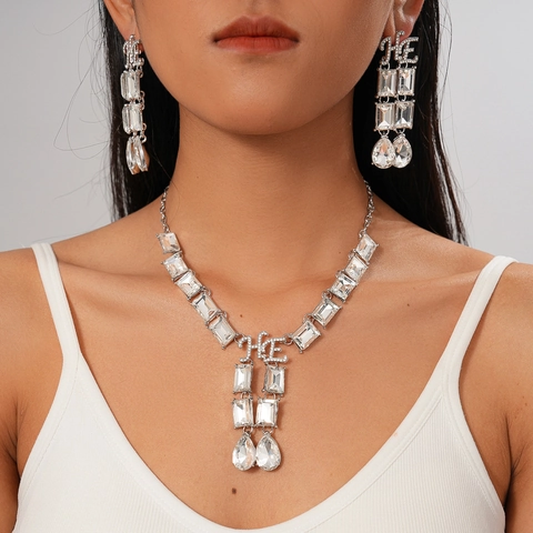 Gioielli Statement Collana E Orecchini Lega Strass HE Lettera Geometrico Pendente Goccia D'Acqua Lusso Per Donne Con Perno In Argento