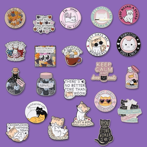 Süße Cartoon Katze Emaille Pin Brosche Zinklegierung Lustiger Spruch Abzeichen Schmuck Für Katzenliebhaber Kleidung
