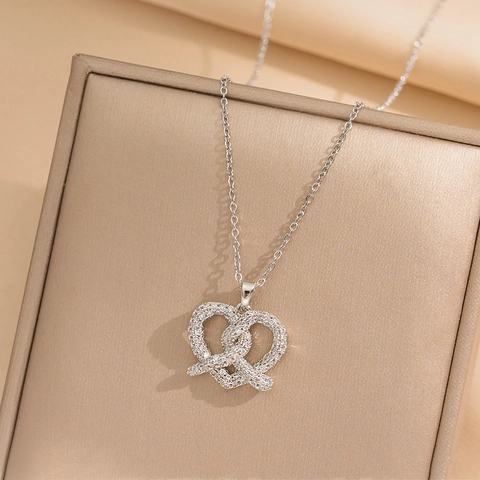 Collar Con Colgante De Nudo De Corazón Y Pretzel Acero Inoxidable Circonita Brillante Joyería Minimalista