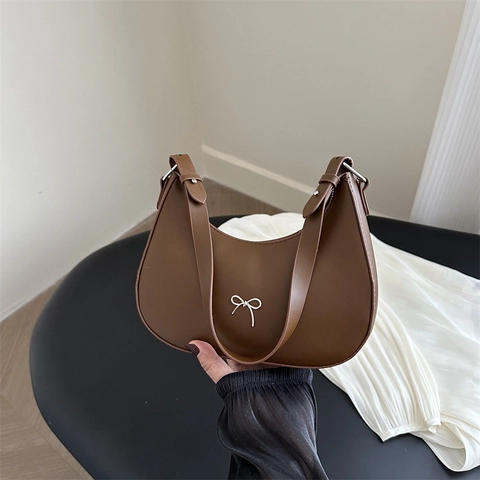 Women Fashion PU Leather Hobo Underarm Bag With Metal Bowknot Vintage Solid Color Moon Shape Shoulder Crossbody Bag Daily Gift