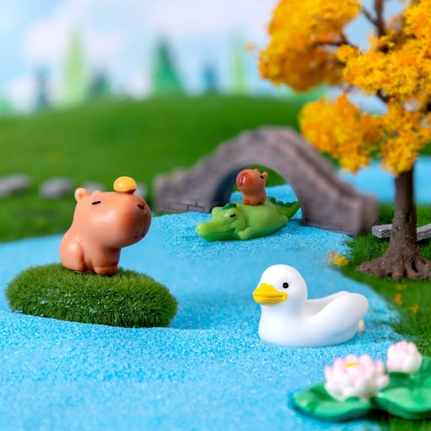 Mini Capybara Figurines Resin Cartoon Animal Miniature Ornaments For Desktop Micro Landscape DIY Decoration Glow In The Dark
