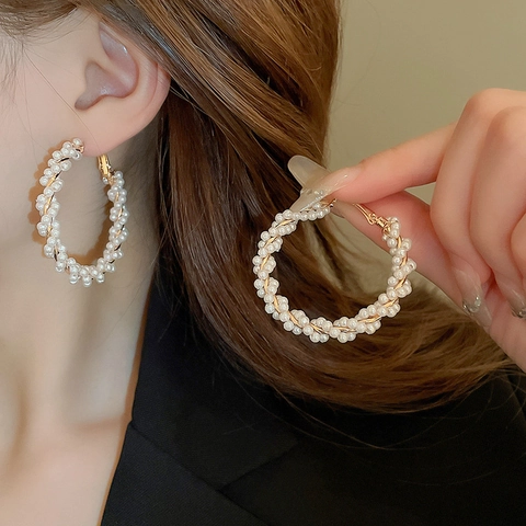 Retro Geometrische Hoop Oorbellen Met Imitatieparel Legering Gedraaid Ontwerp En Zilveren Oorbelpen Voor Dames Franse Stijl
