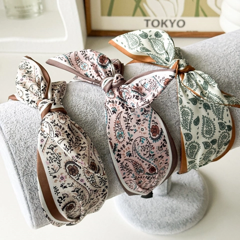 Paisley Print Bow Headband Satin Fabric Knot Wide Hairband Retro Bohemian Vintage Style Fashion Hair Accessory Women